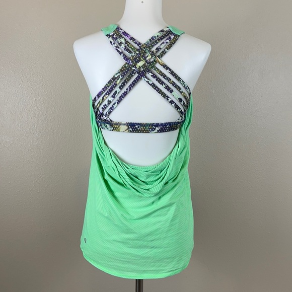 Lululemon workout tank top shirt - Picture 2 of 6